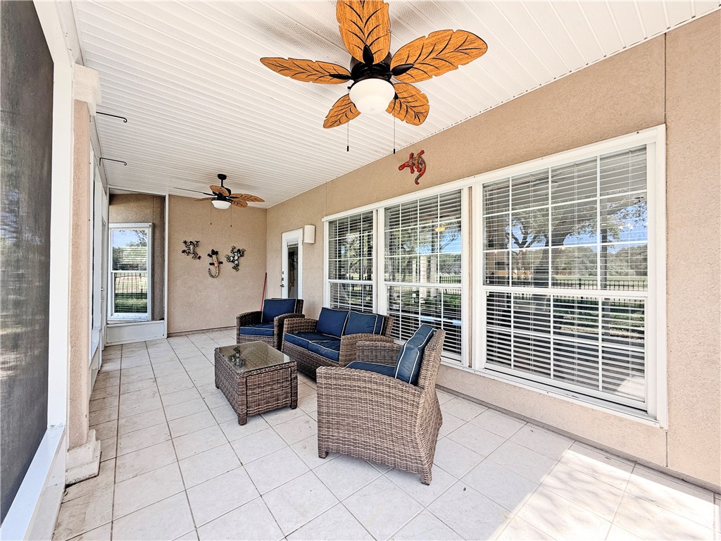 14 Saint Andrews Place Rockport TX 78382
