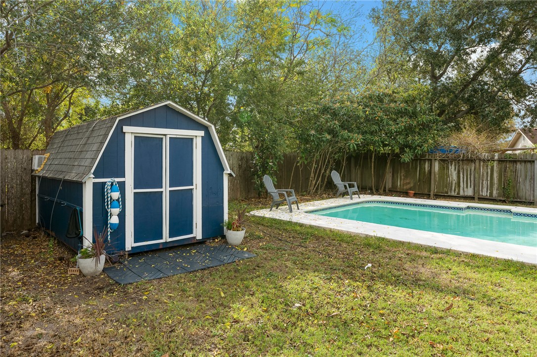 2714 Vancouver Drive Corpus Christi TX 78414