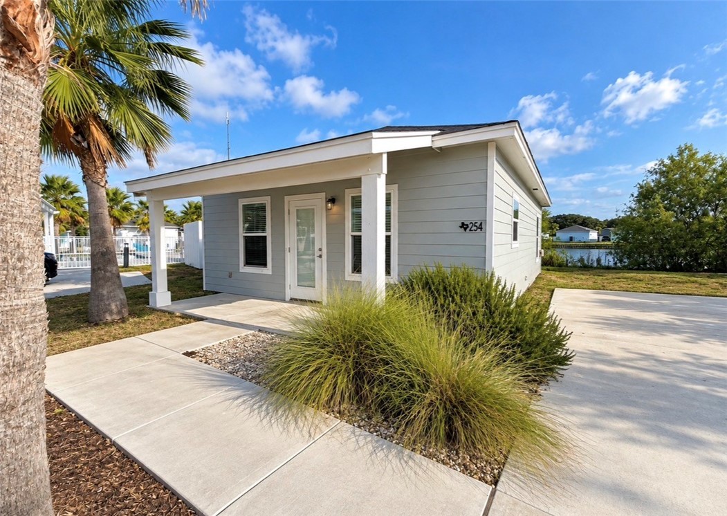 254 Oasis Circle 254 Rockport TX 78382