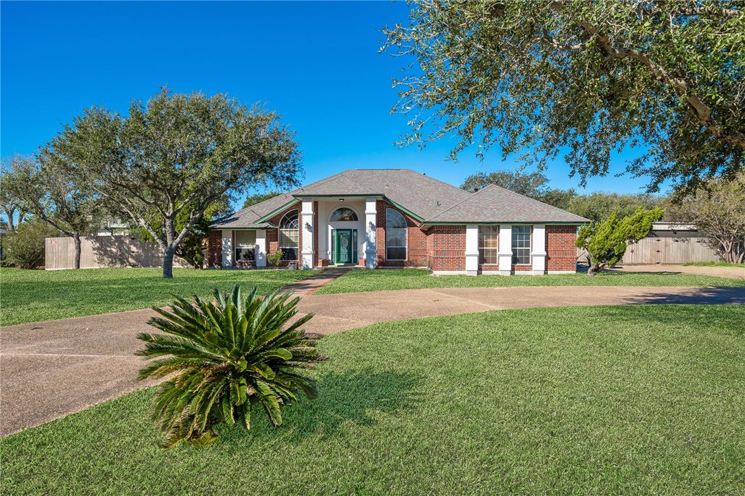 4187 Country Place Portland TX 78374