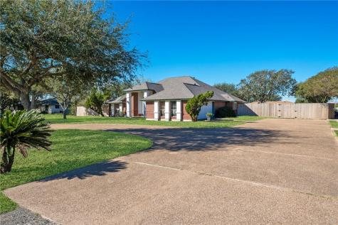 4187 Country Place Portland TX 78374