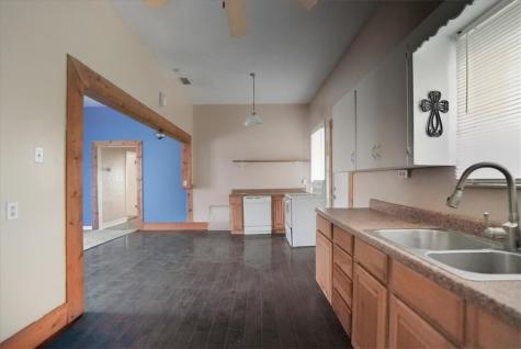 405 E. Main Street Bishop TX 78343