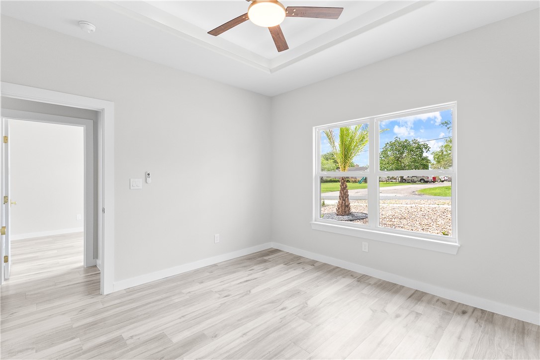 12914 E Redbird Lane Corpus Christi TX 78410