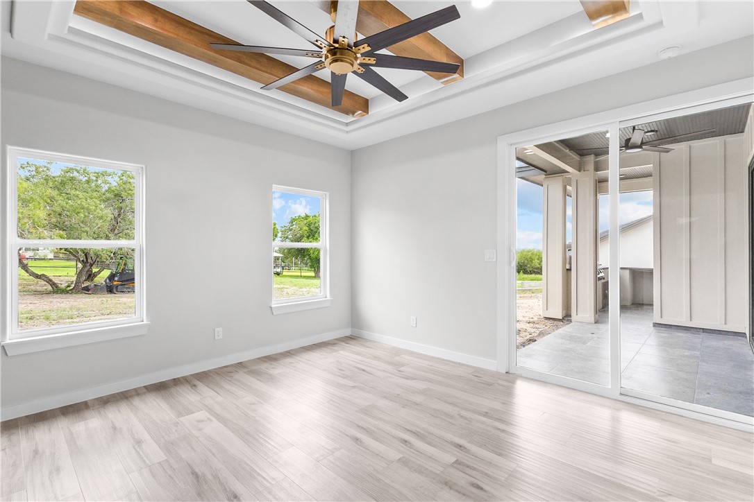 12914 E Redbird Lane Corpus Christi TX 78410