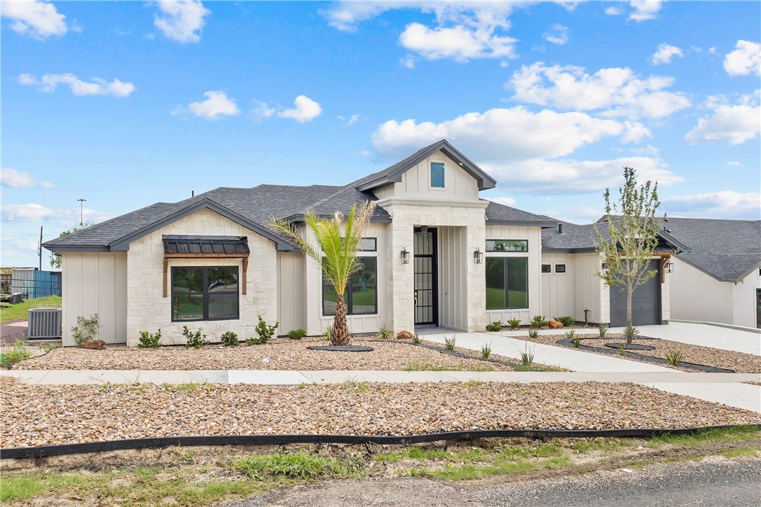12914 E Redbird Lane Corpus Christi TX 78410