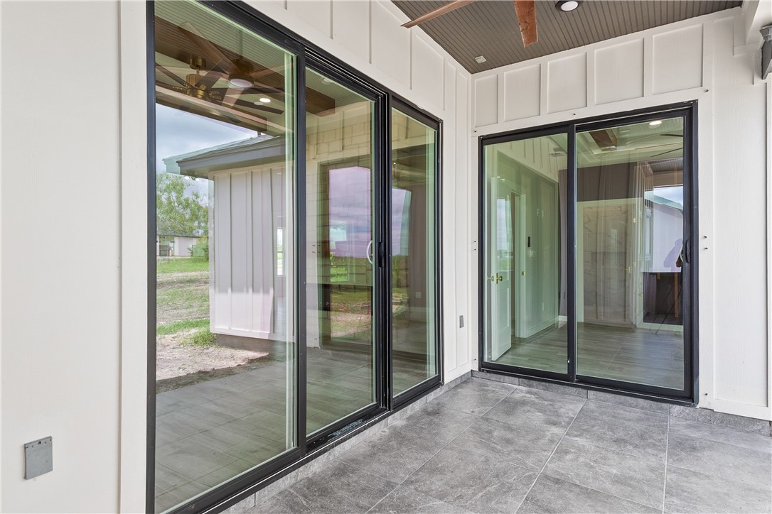 12914 E Redbird Lane Corpus Christi TX 78410