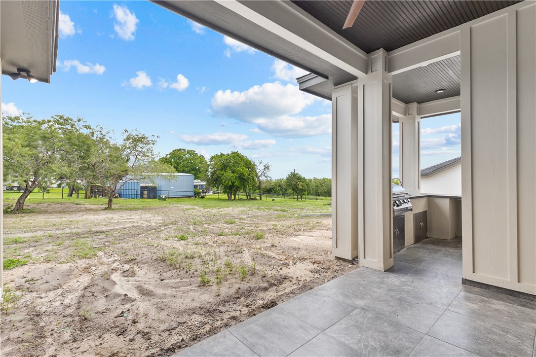 12914 E Redbird Lane Corpus Christi TX 78410