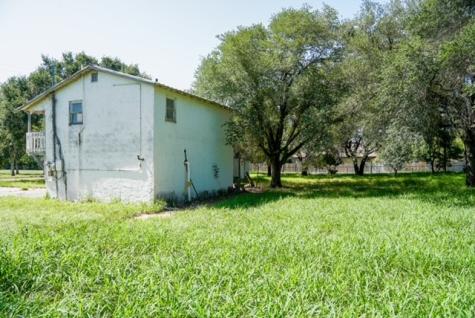 701 N Gudron Avenue Hebbronville TX 78361