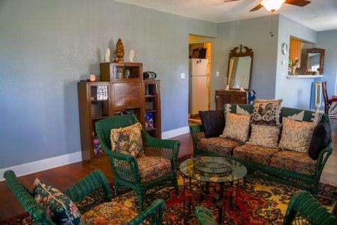 701 N Gudron Avenue Hebbronville TX 78361
