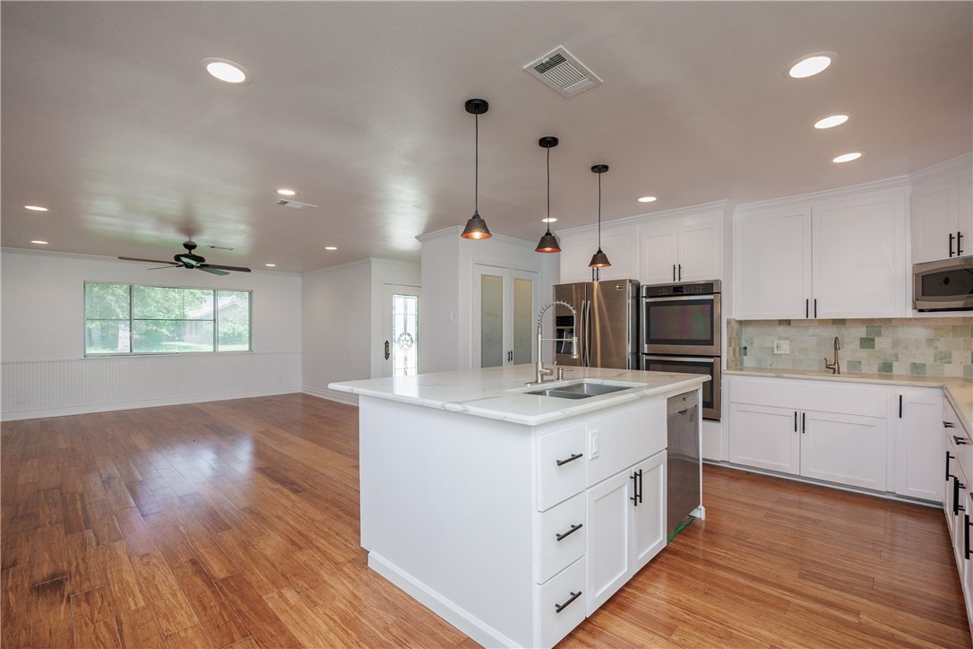 830 Crestview Drive Corpus Christi TX 78412