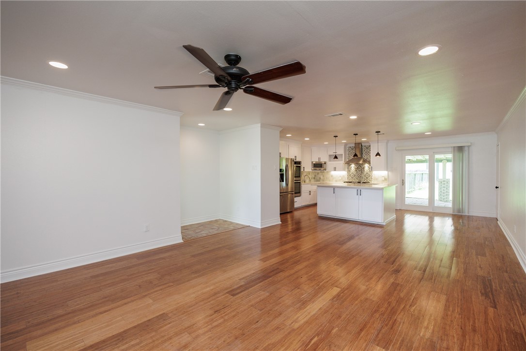 830 Crestview Drive Corpus Christi TX 78412