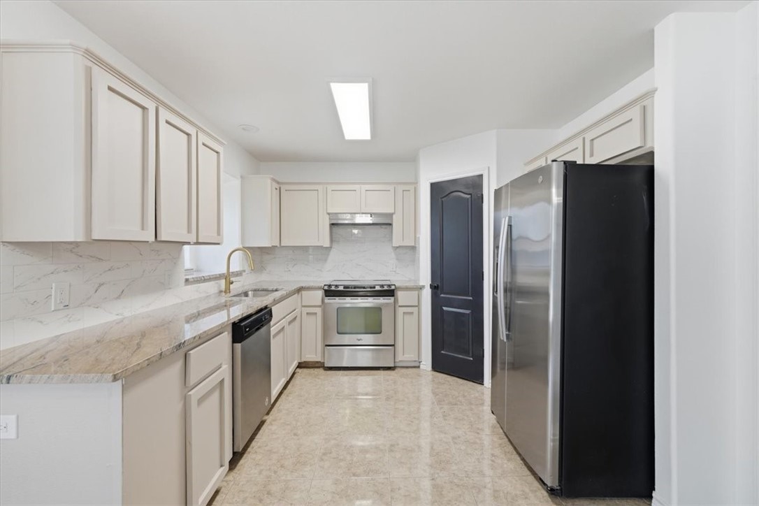 6817 Blue Skyway Drive Corpus Christi TX 78414