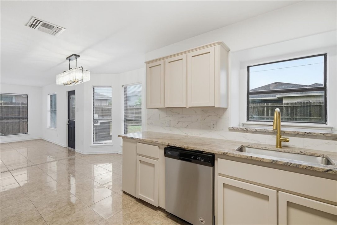 6817 Blue Skyway Drive Corpus Christi TX 78414