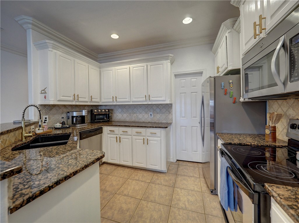 15402 Seamount Cay Ct 102b Corpus Christi TX 78418