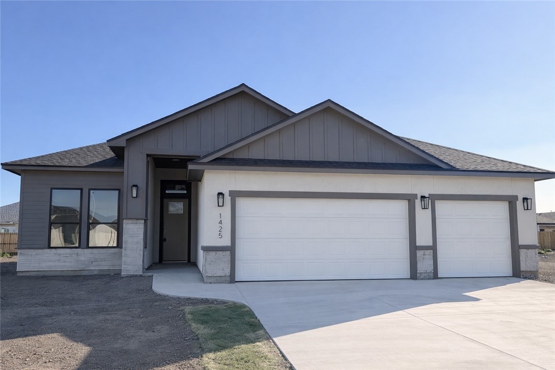 1425 Chloe Cay Street Corpus Christi TX 78415
