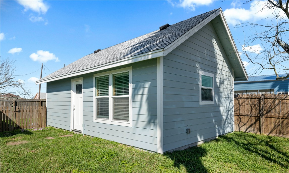 309 E. Pompano Rockport TX 78382