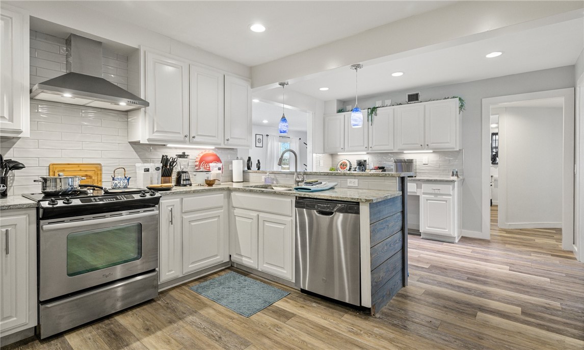 309 E. Pompano Rockport TX 78382