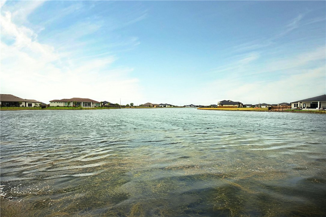 733 Battle Creek Drive Corpus Christi TX 78415
