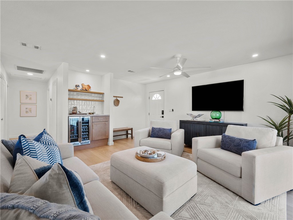 33 Lauderdale Drive Rockport TX 78382