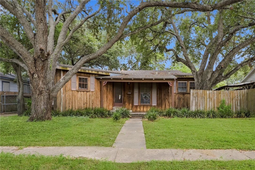 225 Glendale Drive Corpus Christi TX 78404