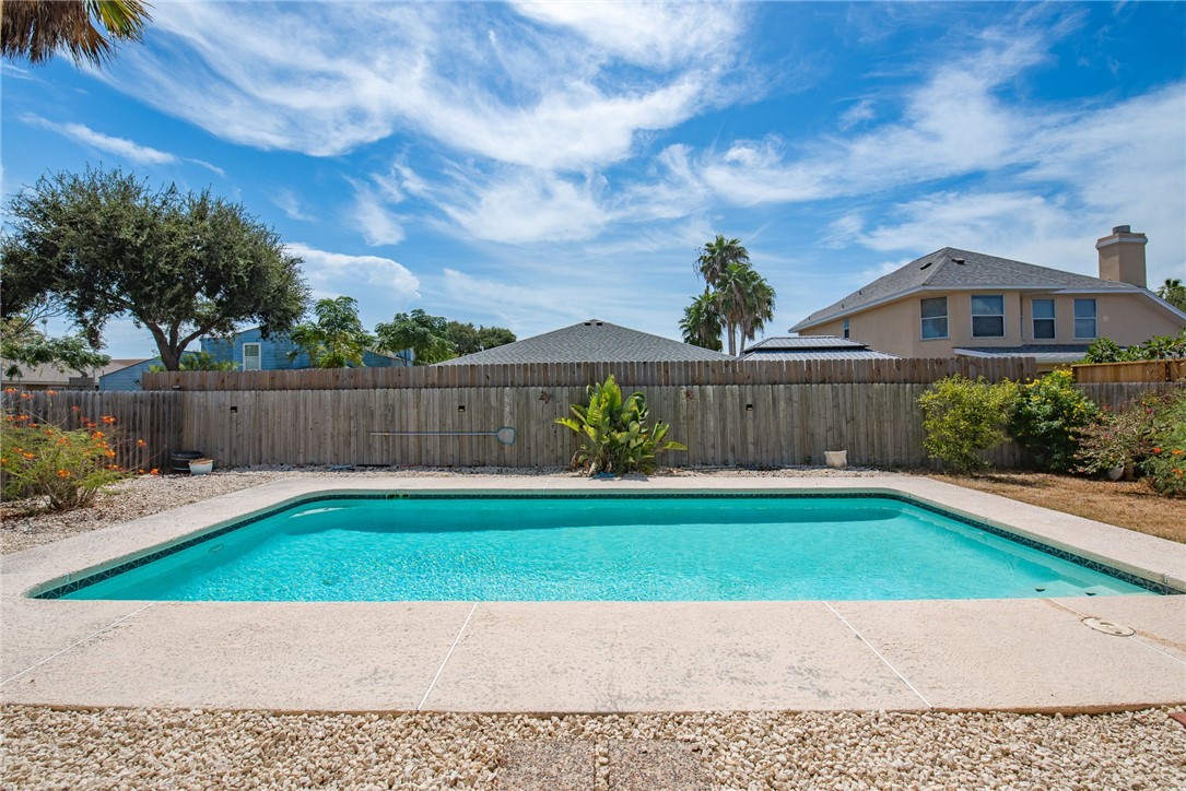 13733 Hawksnest Bay Drive Corpus Christi TX 78418