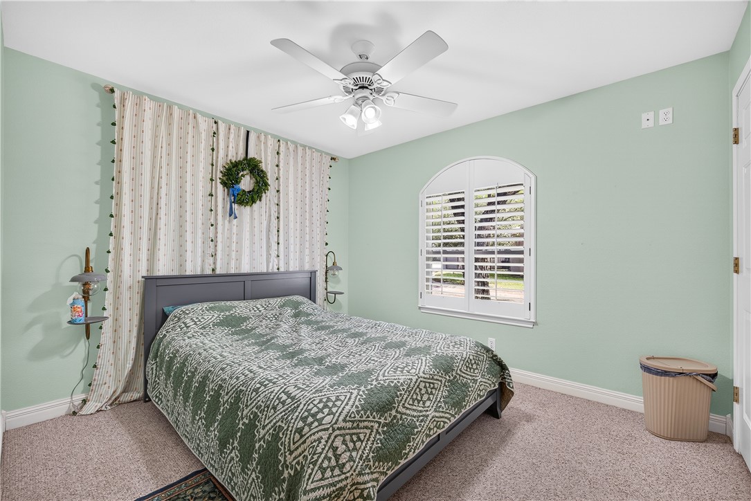 106 Bay Court Rockport TX 78382