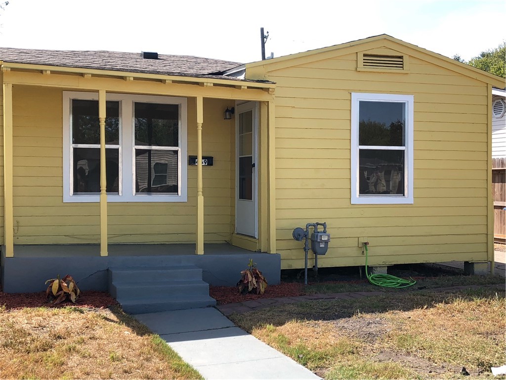 469 W Clark Drive Corpus Christi TX 78415