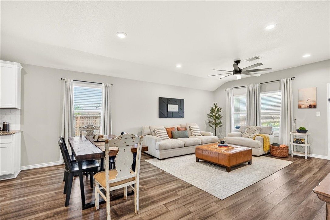 1294 Carnaby Street Corpus Christi TX 78415