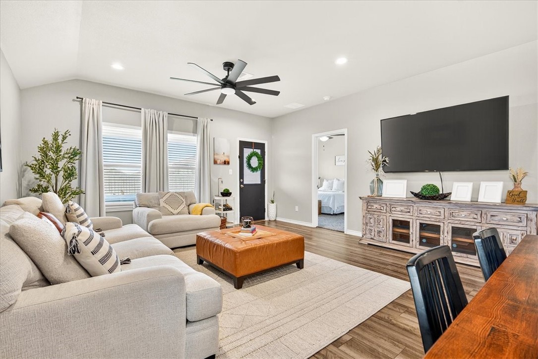 1294 Carnaby Street Corpus Christi TX 78415