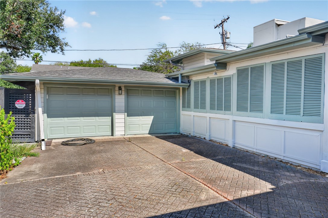 242 Rosebud Avenue Corpus Christi TX 78404