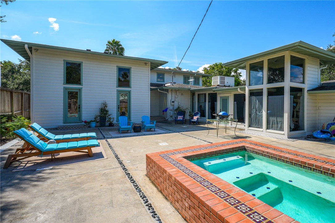 242 Rosebud Avenue Corpus Christi TX 78404