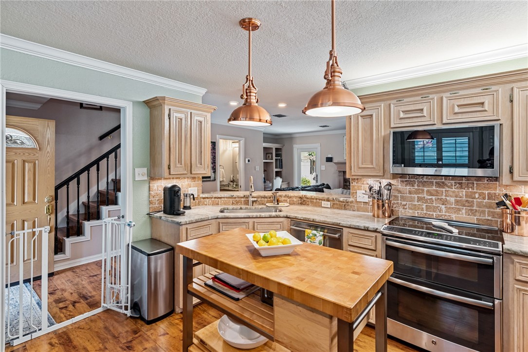 7252 The Mansions Dr F-1 Corpus Christi TX 78414