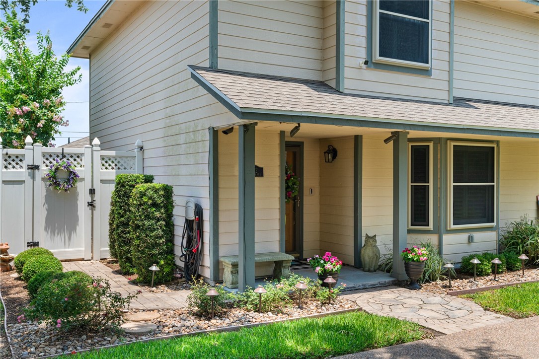 7252 The Mansions Dr F-1 Corpus Christi TX 78414