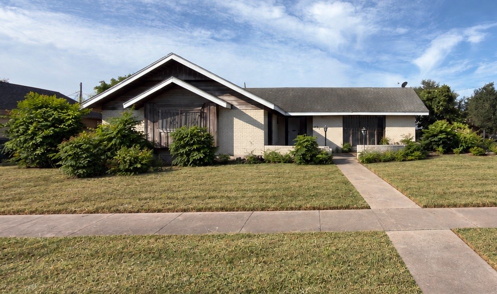 3221 Casa Bonita Drive Corpus Christi TX 78411