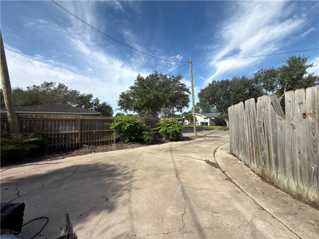 3221 Casa Bonita Drive Corpus Christi TX 78411