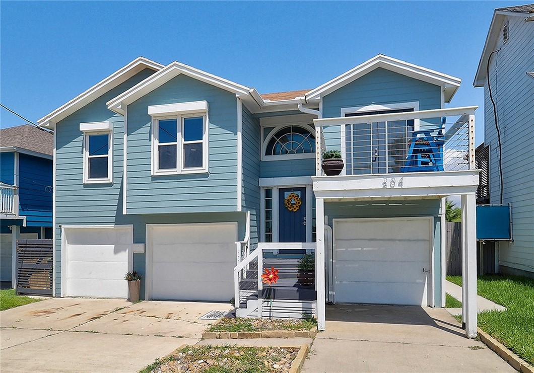 204 Causeway Street Portland TX 78374