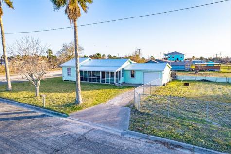 243 E Magnolia Avenue Aransas Pass TX 78336