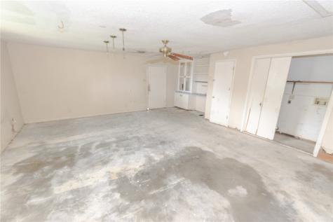 1504 Kenwood Drive Aransas Pass TX 78336