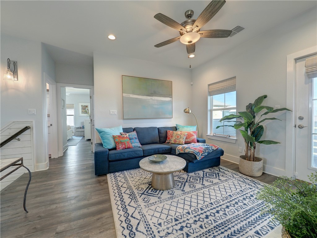 114 Backside Drive Port Aransas TX 78373