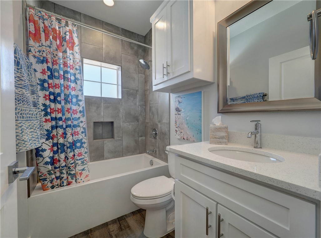 114 Backside Drive Port Aransas TX 78373