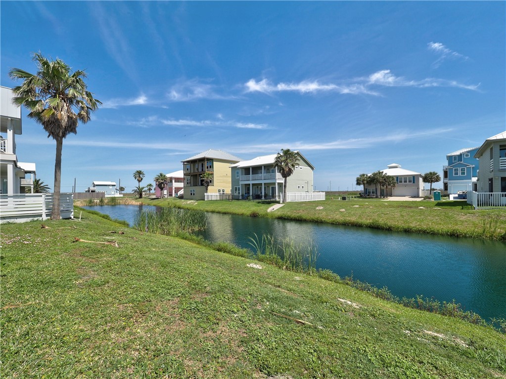 114 Backside Drive Port Aransas TX 78373