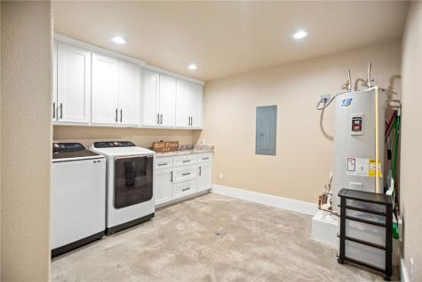 82 Circle Hook Port O'connor TX 77982