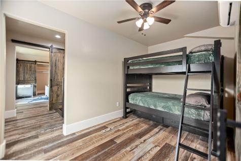 82 Circle Hook Port O'connor TX 77982