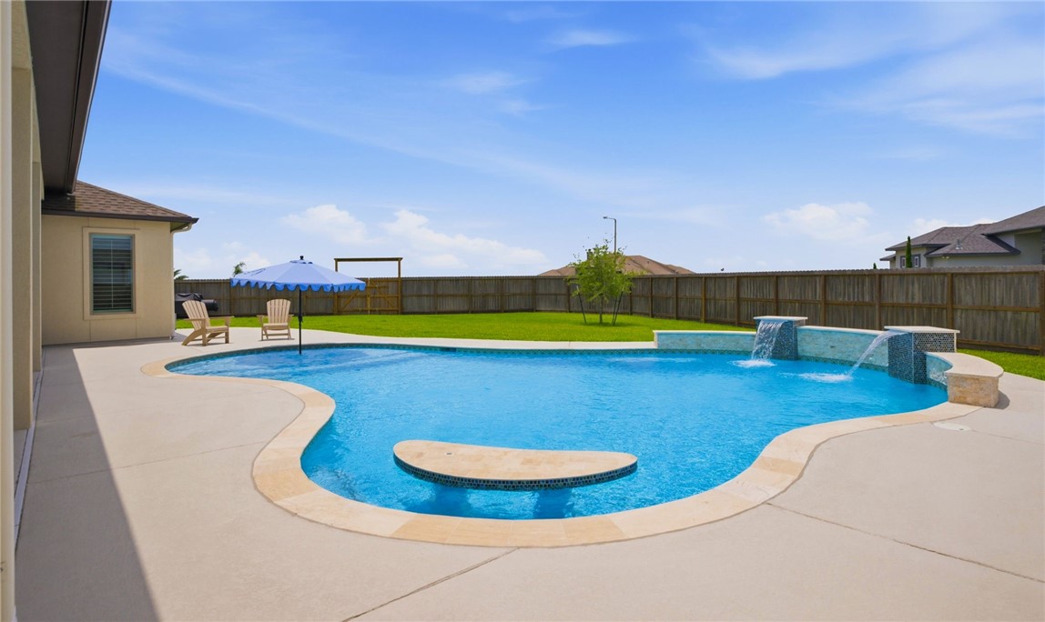 702 Tuscan Creek Court Corpus Christi TX 78415