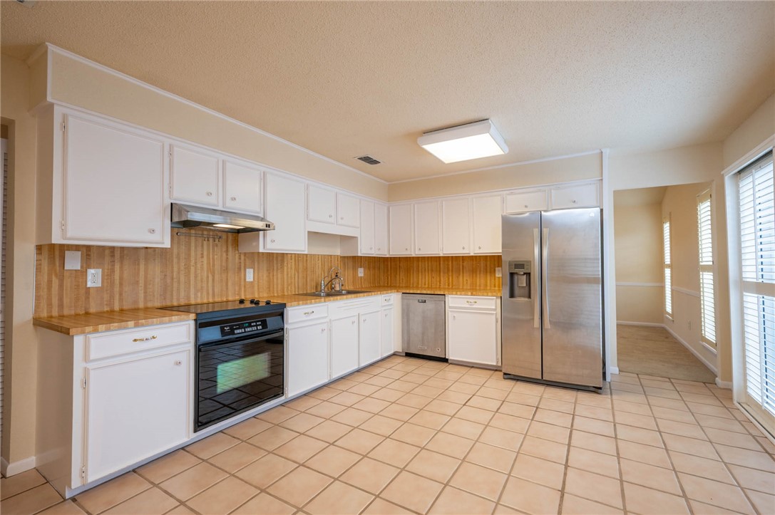 4925 Shadowbend Drive Corpus Christi TX 78413