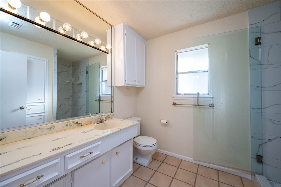 4925 Shadowbend Drive Corpus Christi TX 78413