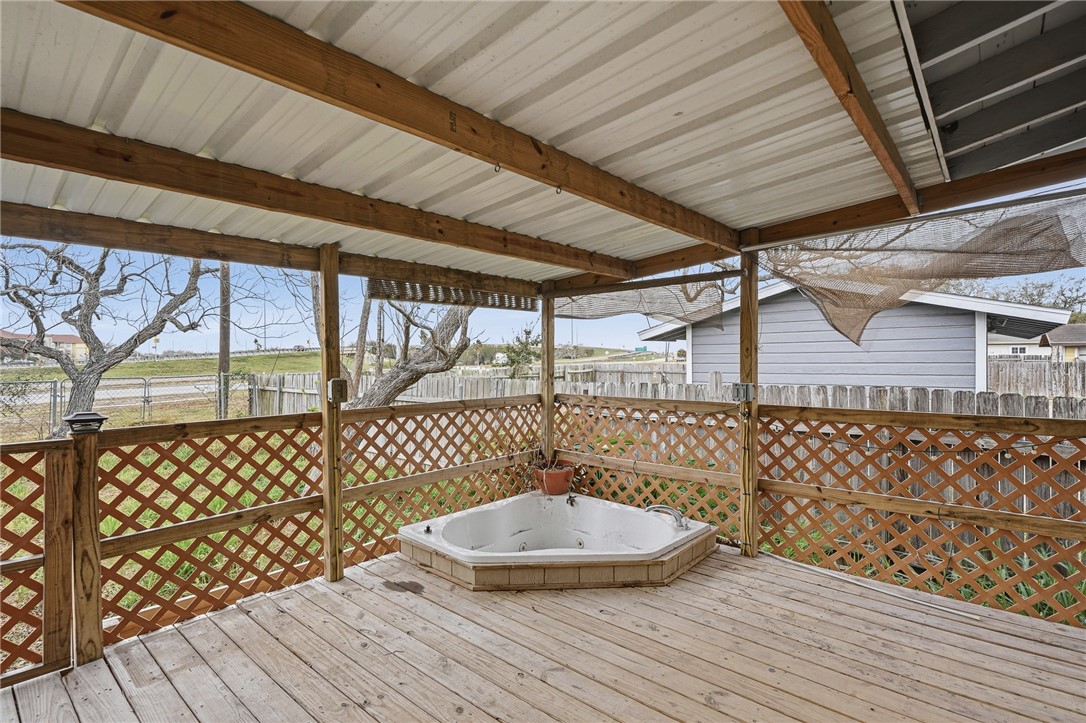 1006 Vernon Drive Corpus Christi TX 78407