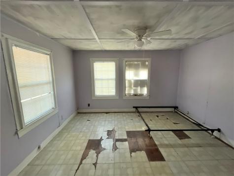 503 N Johnson Street Freer TX 78357
