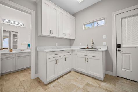912 Waterview Portland TX 78374