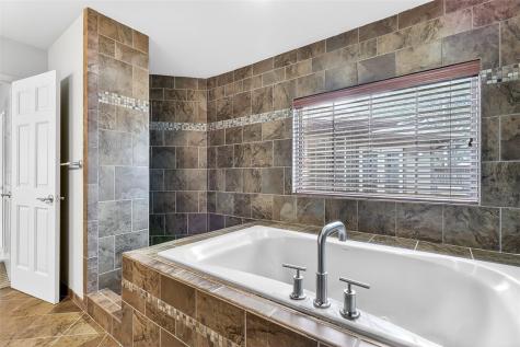 437 Delaine Drive Corpus Christi TX 78411